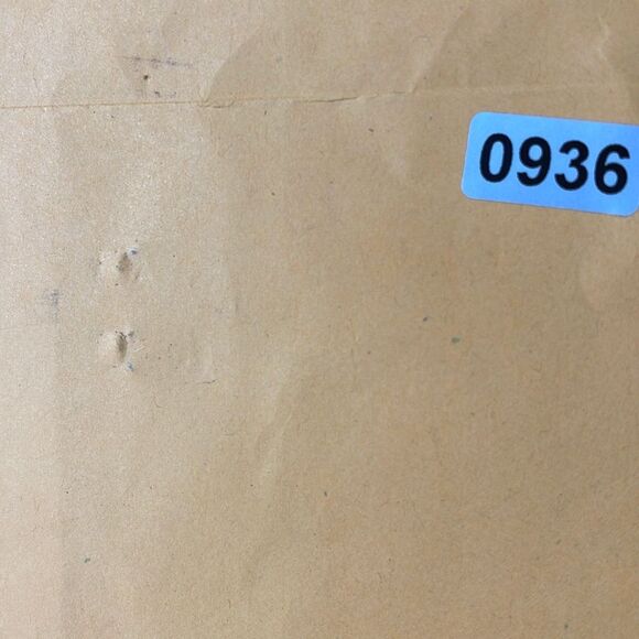 Vintage enamel metal puffed flower brooch. - Picture 9 of 9